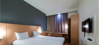 Standard room with two separate beds: Photo 1