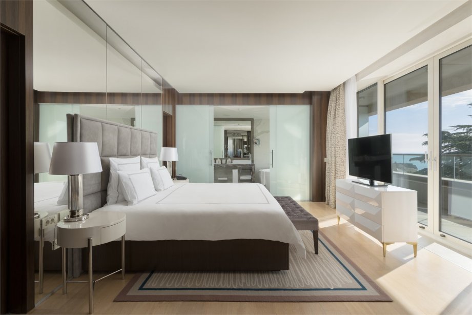 Presidential Suite, with terrace and sea view -  2 king beds
