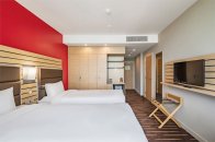 Classic Room with Sea View - with 2 single Beds: Photo 4