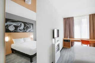 Standard Room with one Double Bed: Photo 1