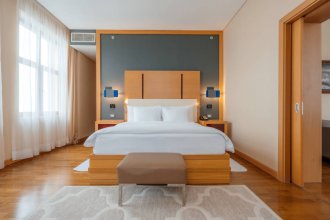 Номер Люкс с двуспальной кроватью: Фотография 3