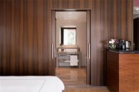 Swiss Executive room, park view -  king bed: Photo 5