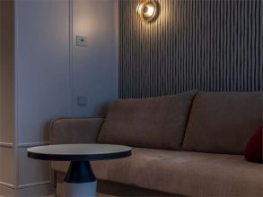 Privilege Room - with a double bed and sofa: Photo 3