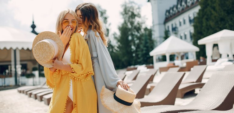 How to remove a Vogue-level lookbook? Choosing hotels for photo shoots with perfect lighting and interiors