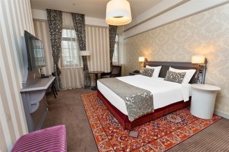 Privilege room, non Smoking with a double bed: Photo 2