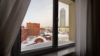 Стандартный номер - с одной двуспальной кроватью с видом на город: Фотография 4