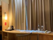 Улучшенный номер - с двуспальной кроватью: Фотография 7