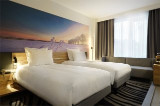 Premium Room with two separate beds: Photo 1