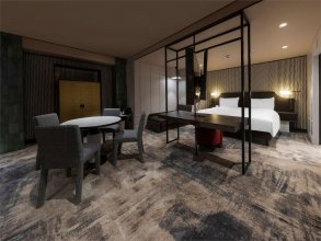 Non-smoking Junior Suite with one large Bed: Photo 2